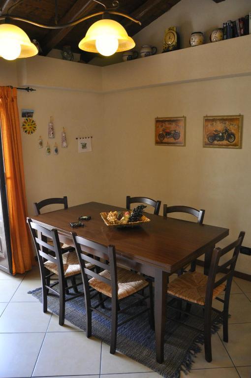 Casa Al Centro Storico Bed & Breakfast Николози Екстериор снимка