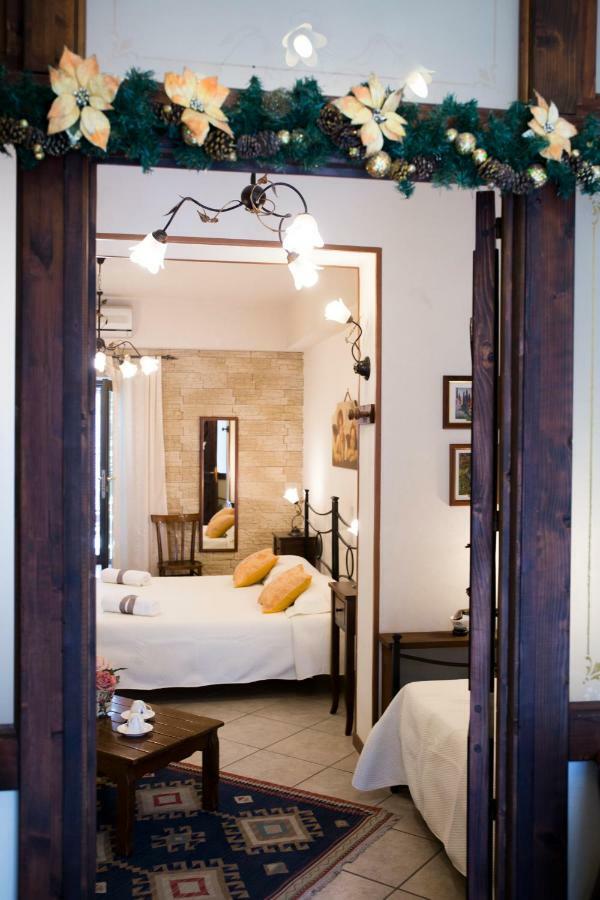 Casa Al Centro Storico Bed & Breakfast Николози Екстериор снимка